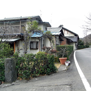 摜30